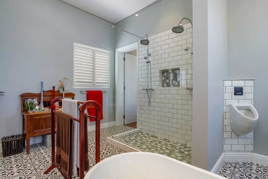 5 Bedroom Property for Sale in Val De Vie Estate Western Cape
